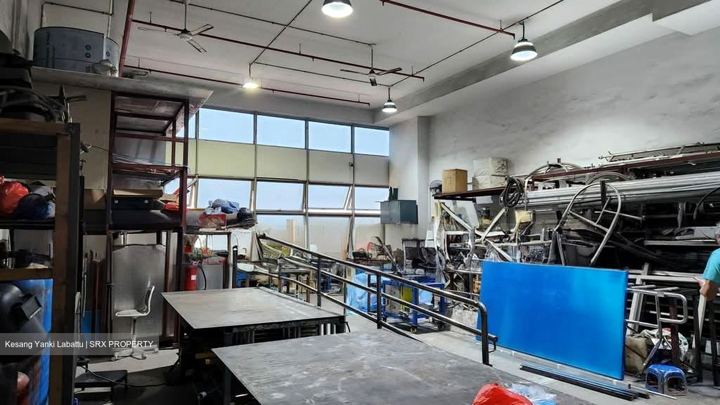 West Connect Building (D22), Factory #558737851